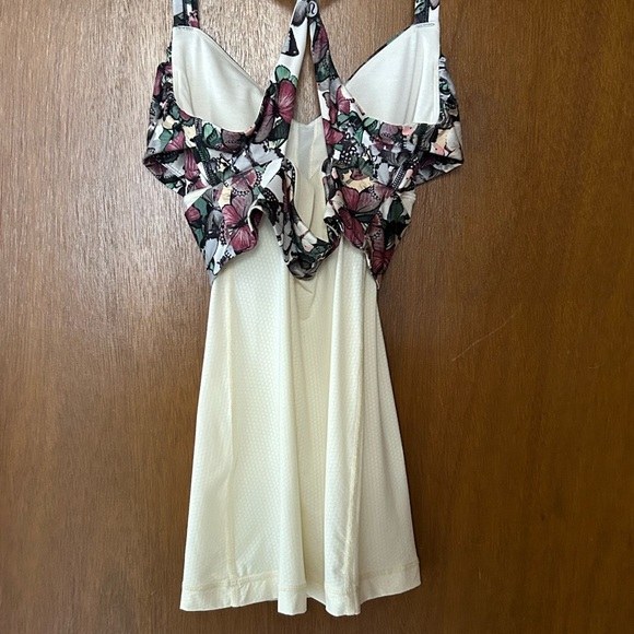 Lululemon Size 6- Worn Once- Perfect. Off White With Floral Design. Perfect. - Picture 7 of 8